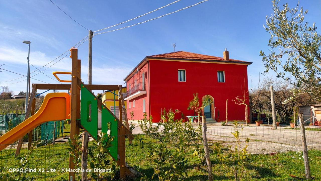 Montefalcione Agriturismo Macchia Dei Briganti - B&B מראה חיצוני תמונה